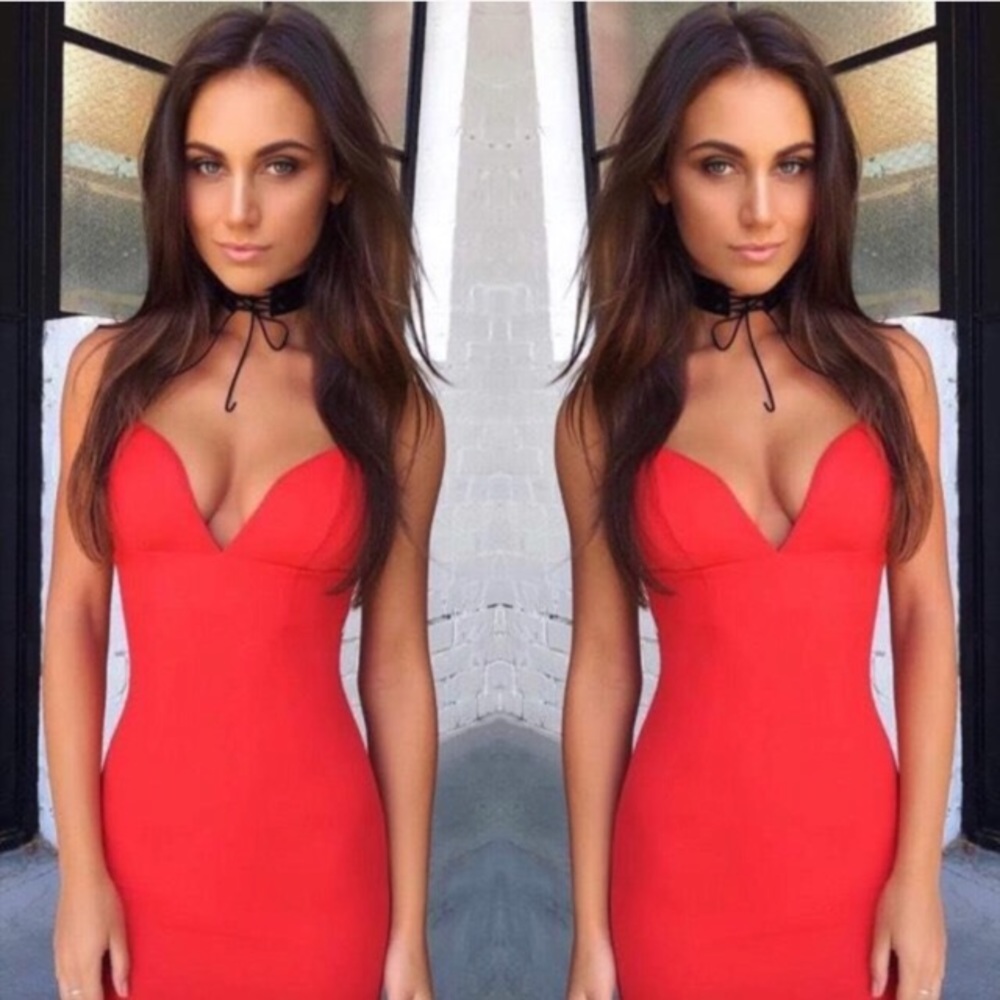 RED SIREN CROSSBACK BODY CON DRESS